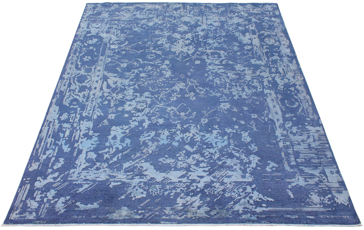 Dunkelblauer Orientteppich mit hellen Blüten, 295 × 241 cm – Produktansicht 2