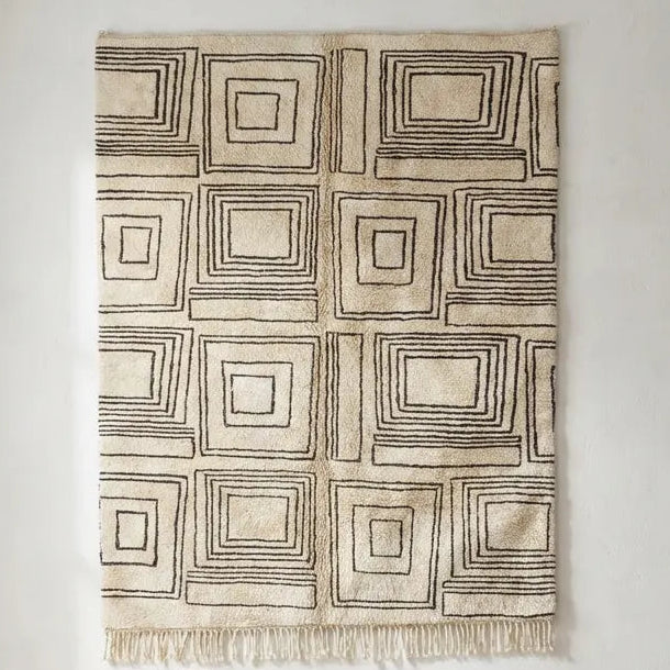 Beni Ourain Berber-Teppich in Weiss  aus echter Schafwolle.