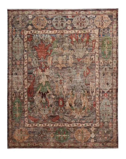 Dunkelbrauner Orientteppich mit roten und grünen Blattmotiven, 303 × 250 cm – Gesamtansicht