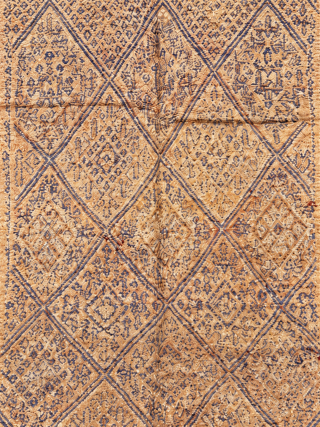 Detail of Beige Vintage Moroccan Rug with Large Diamonds, 340 × 190 cm.