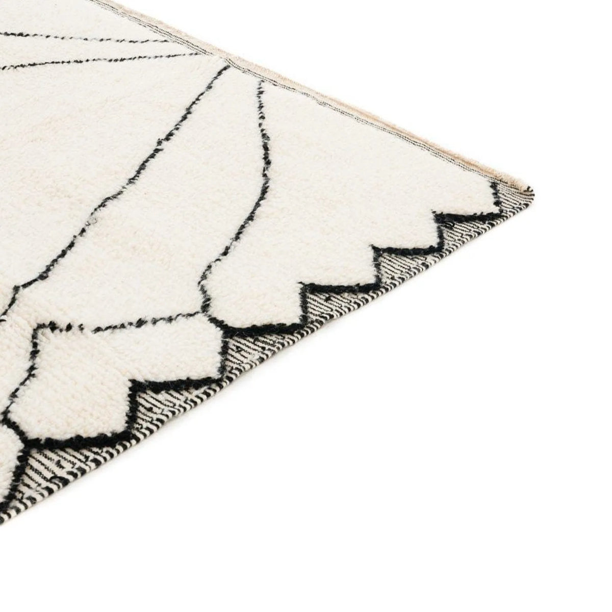 Beni Ourain wool rug, cream ground with a large diamond and a black zigzag border, product view 2