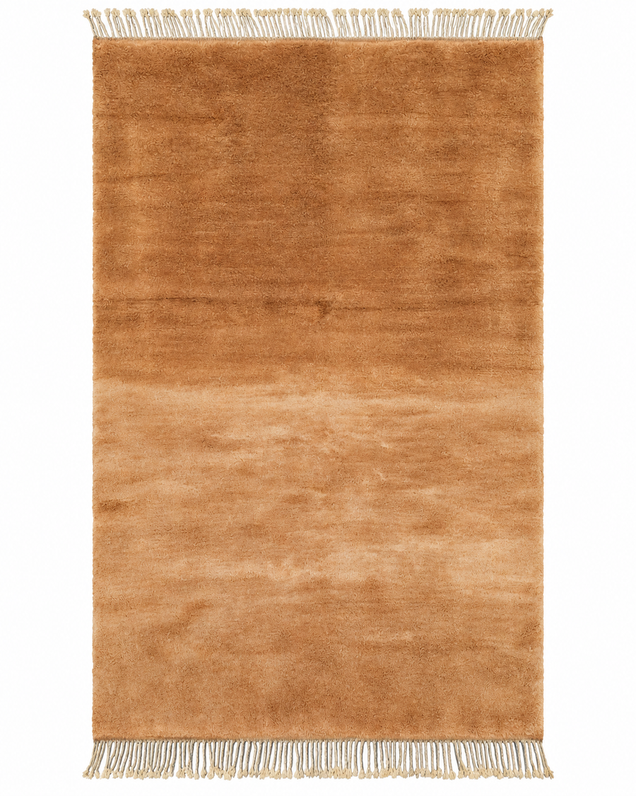 Cutout full view of the amber Moroccan wool rug with fringe, 365 × 215 cm.
