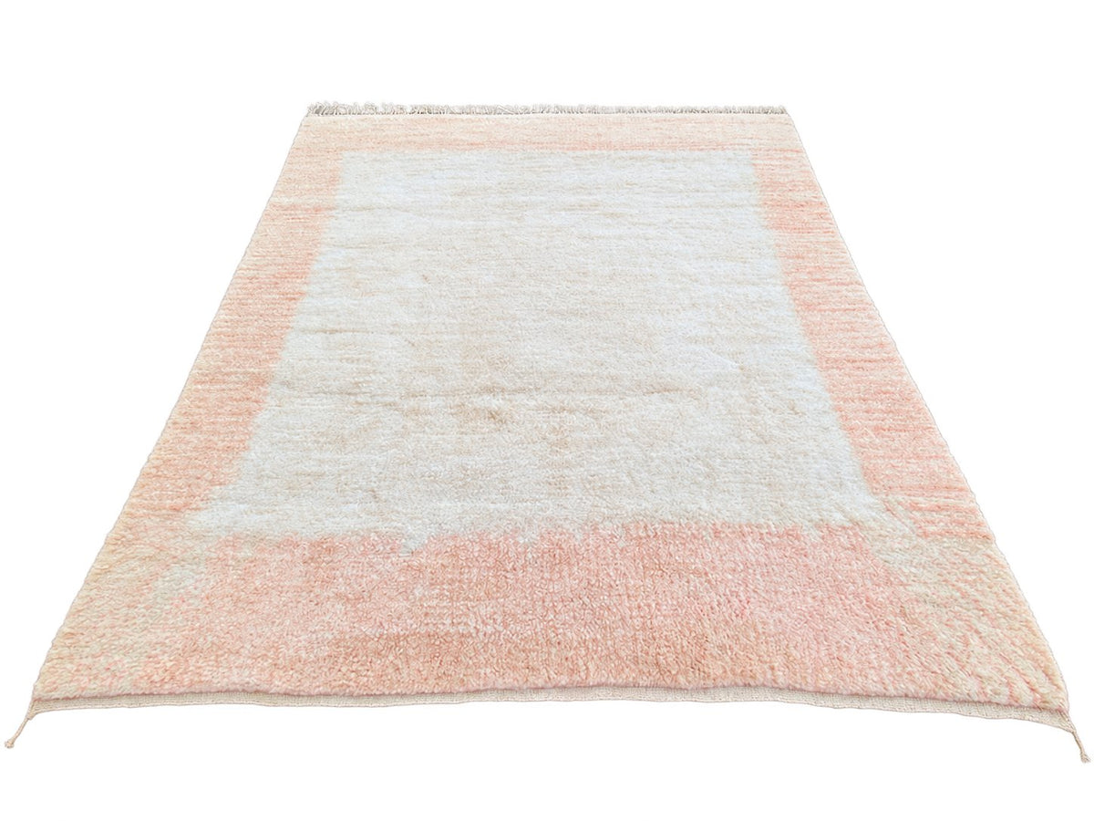Berberteppich Creme-Pfirsich 428 × 397 cm – freigestellte Detailansicht 1