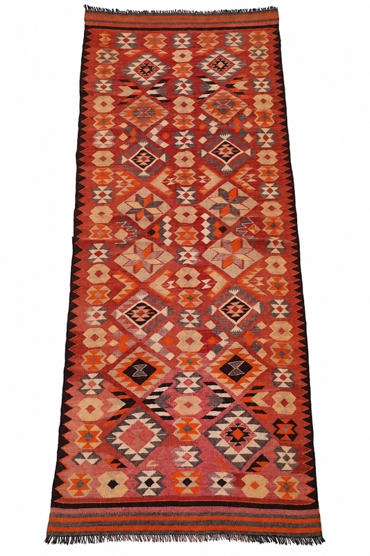 Kelim Läufer Rot-Orange mit Rauten, 337 × 132 cm – Gesamtansicht