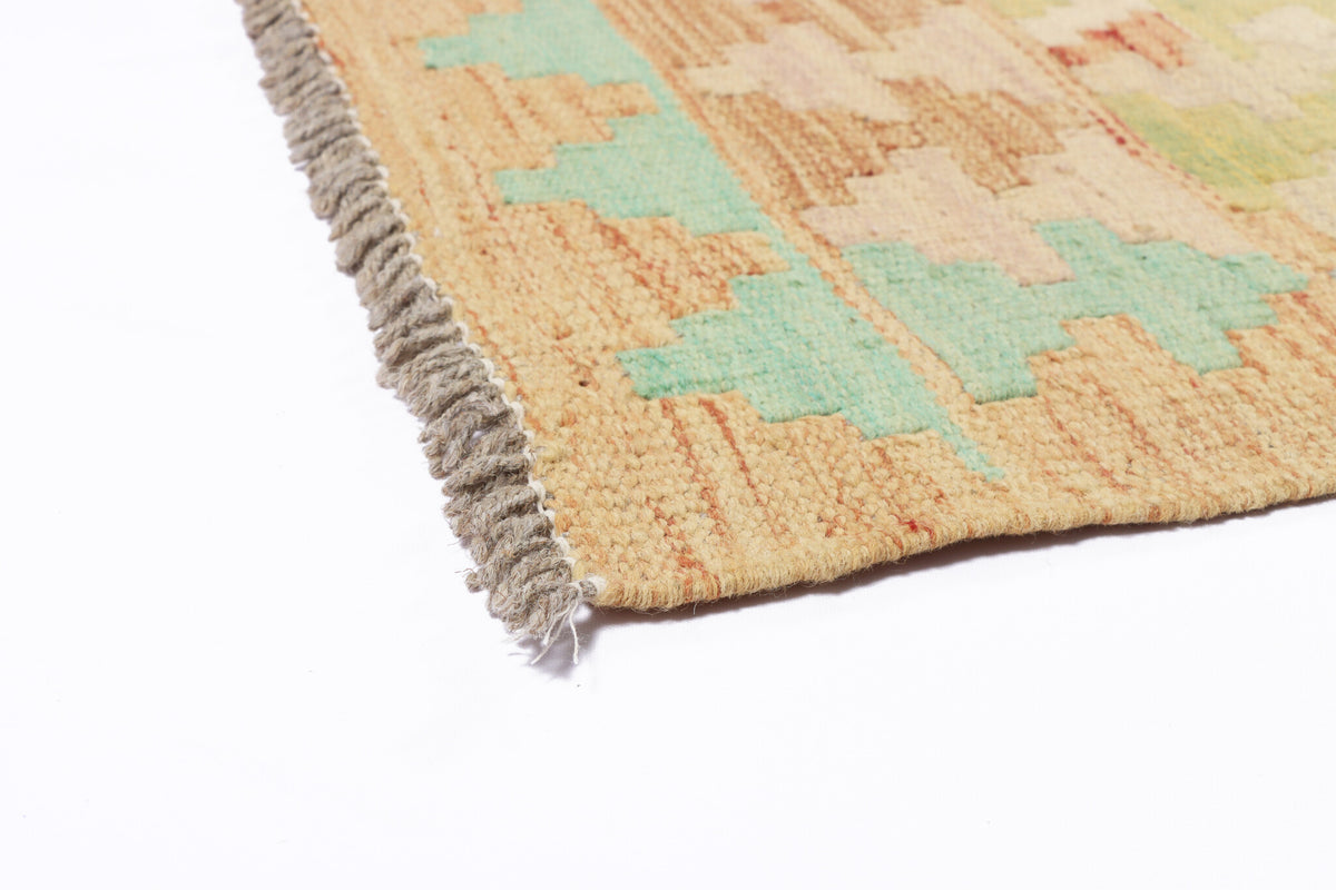 Pastel Large Diamond Kilim Rug, 176 × 127 cm — view 3
