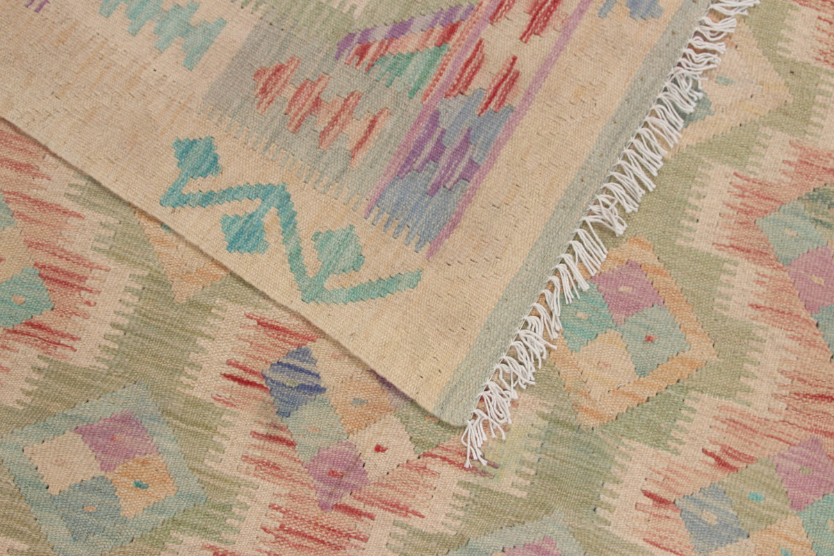 Pastel Fine Geometric Kilim Rug, 192 × 153 cm — view 7