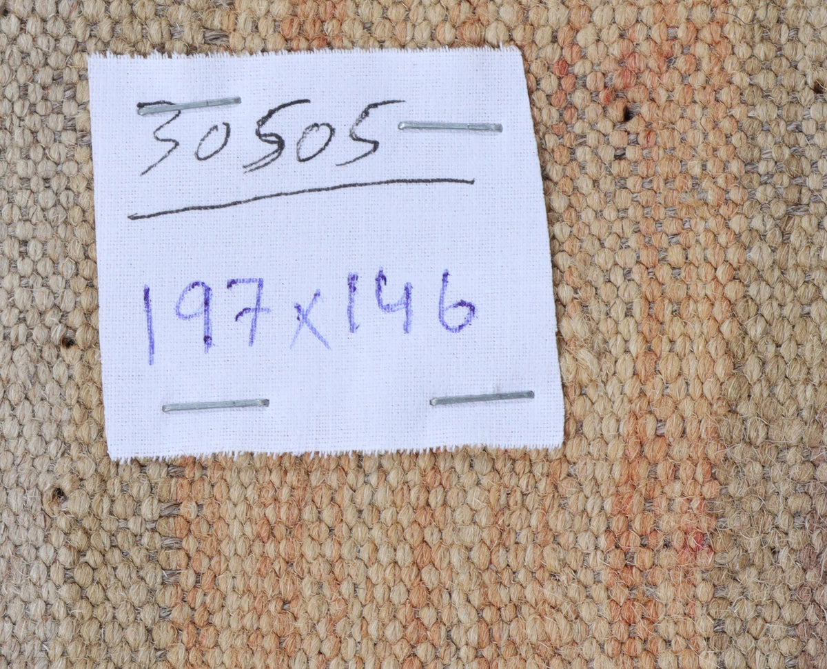 Beige Small Motif Kilim Rug, 197 × 146 cm — view 6