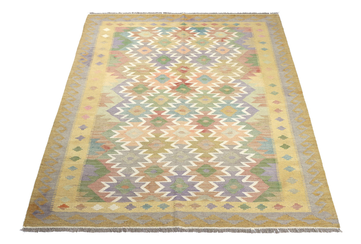 Pastel Jagged Medallion Kilim Rug, 204 × 153 cm — view 2