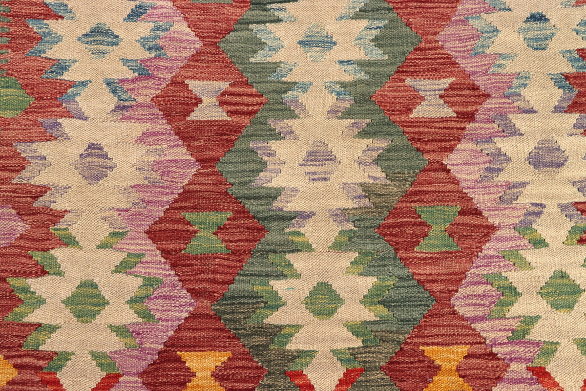 Red and Green Diamond Row Kilim Rug, 210 × 147 cm — view 3