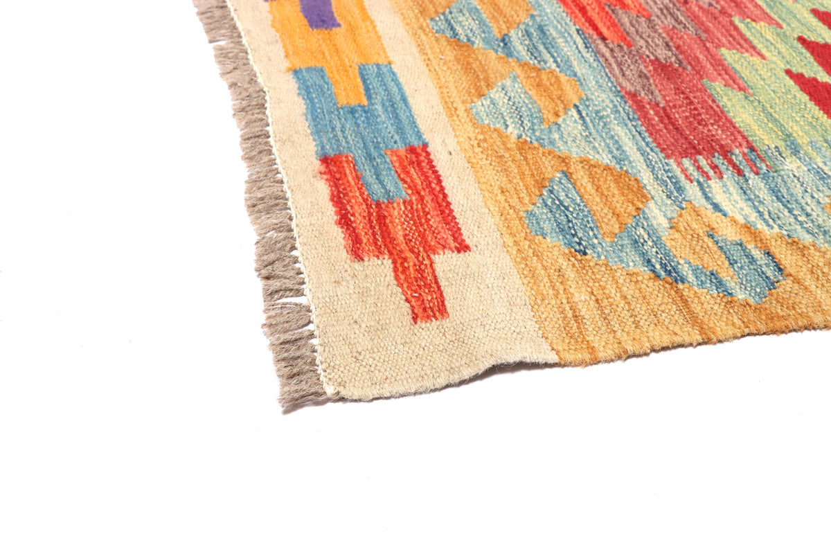 Red Zigzag Diamond Kilim Rug, 260 × 174 cm — view 3