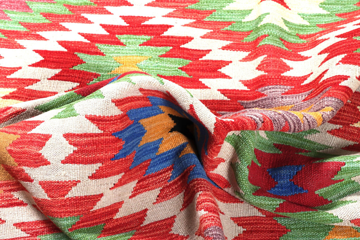 Red Zigzag Diamond Kilim Rug, 260 × 174 cm — view 6