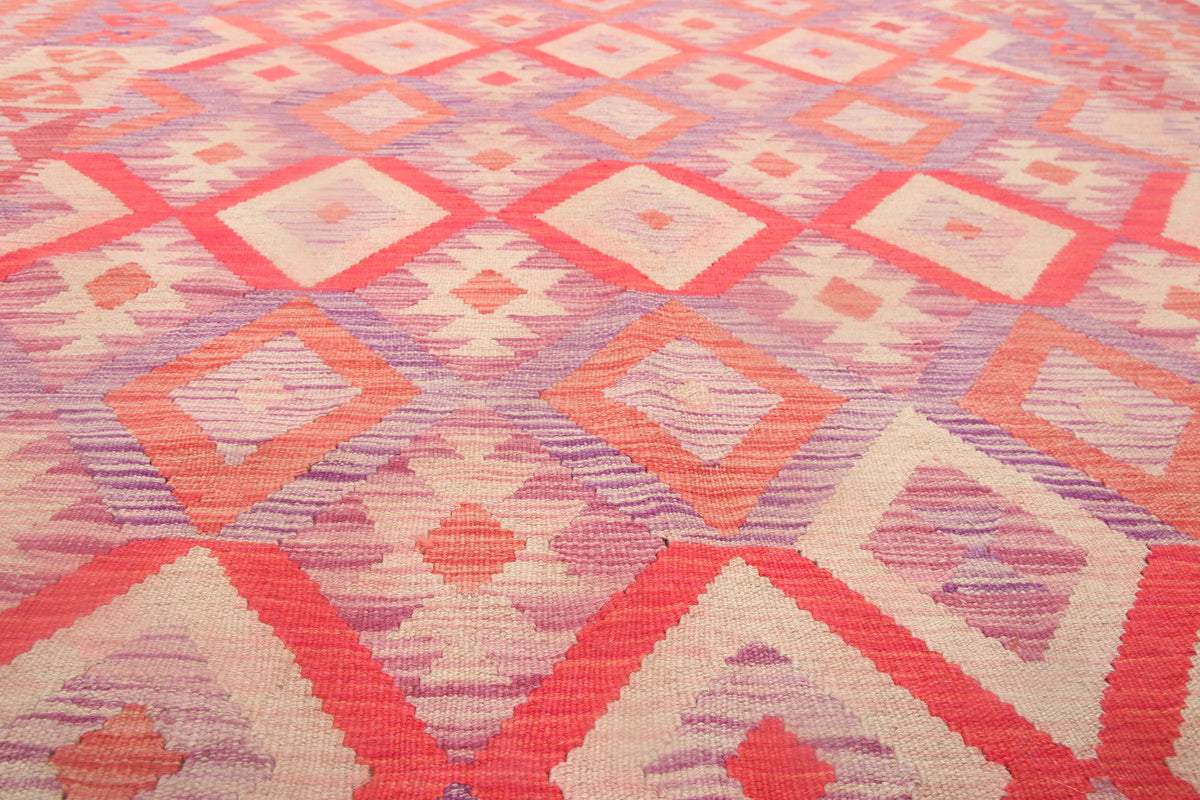 Pink and Red Kilim Rug with Light Border, 297 × 199 cm — view 8