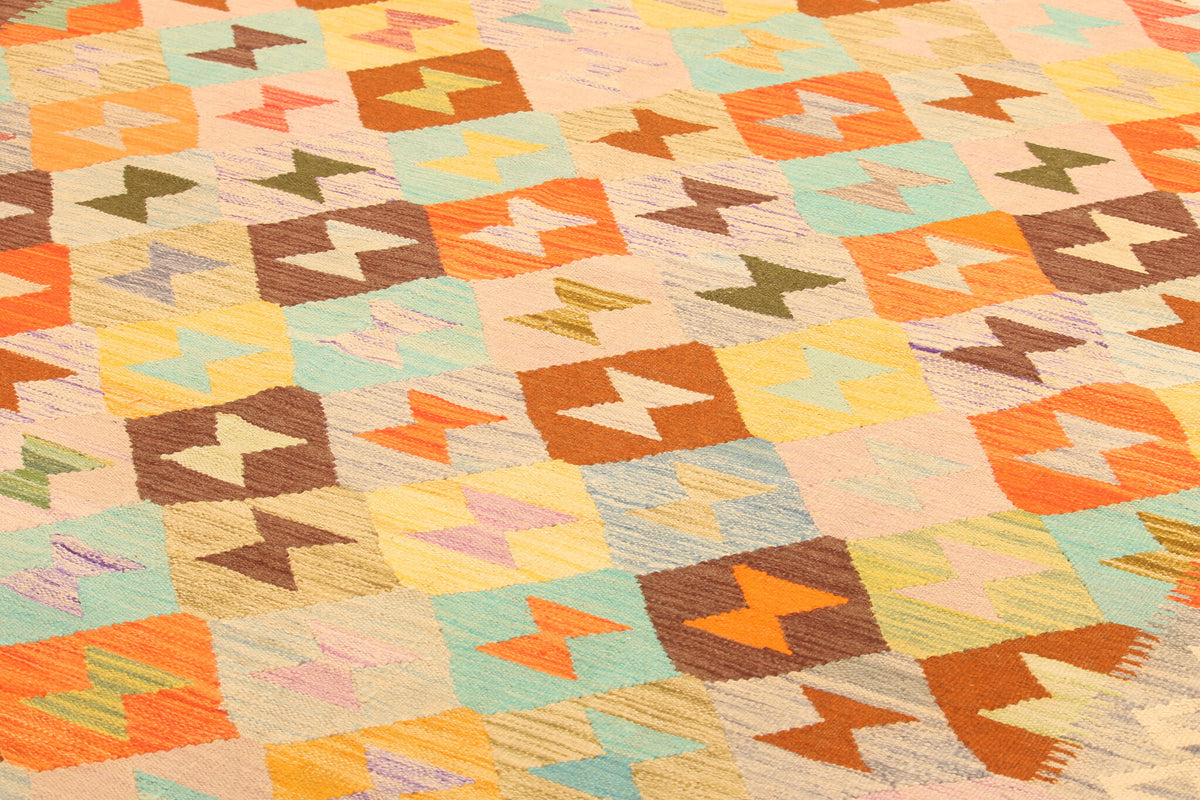 Light Multicolor Motif Kilim Rug, 300 × 196 cm — view 3