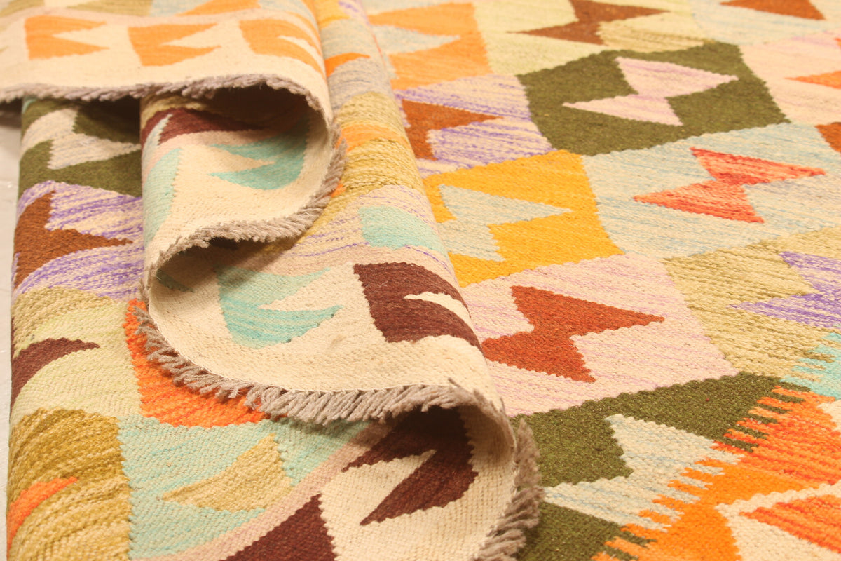 Light Multicolor Motif Kilim Rug, 300 × 196 cm — view 4