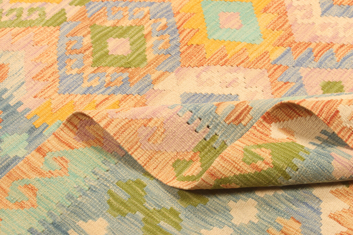Yellow Kilim Rug with Green Border, 305 × 197 cm — view 9