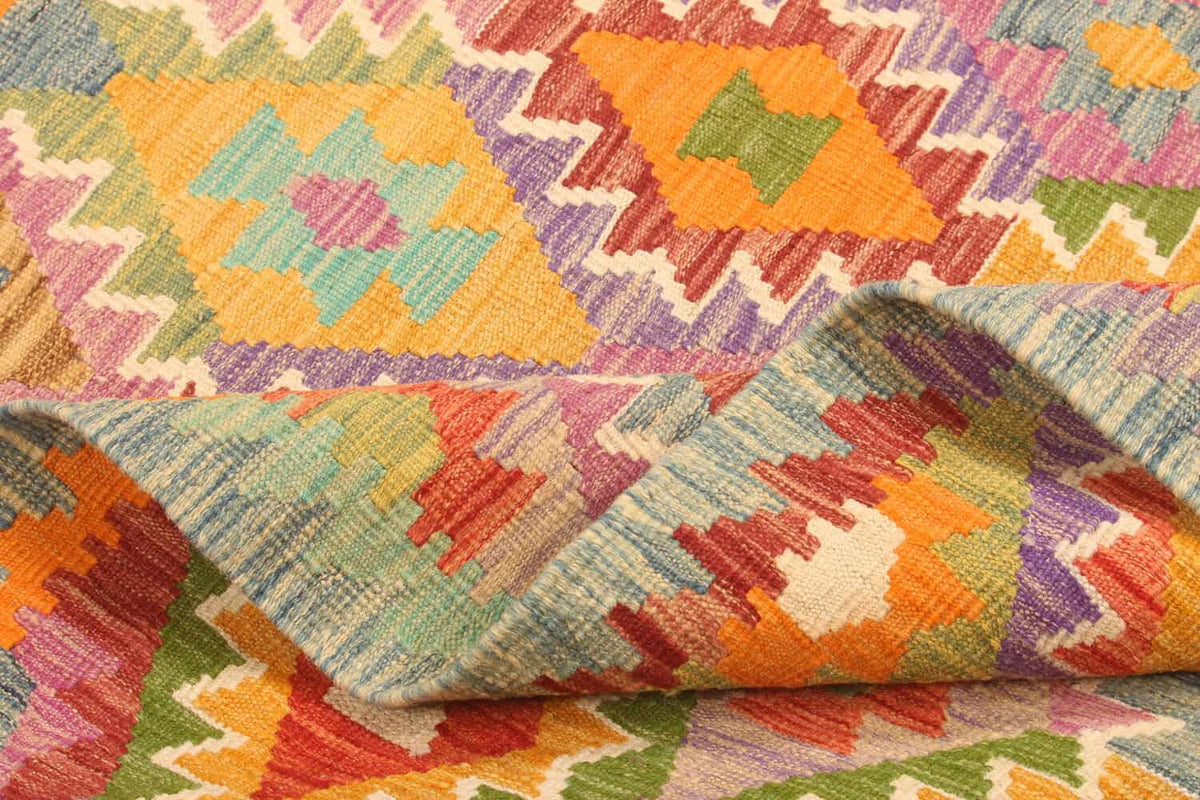 Colorful Small Diamond Kilim Rug, 292 × 203 cm — view 4