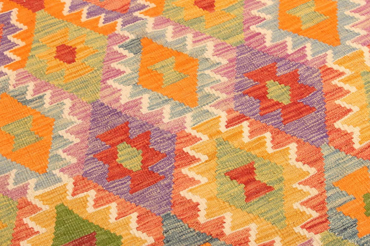 Colorful Small Diamond Kilim Rug, 292 × 203 cm — view 5