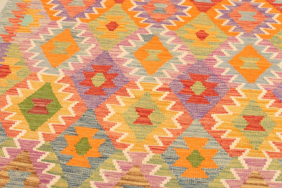 Colorful Small Diamond Kilim Rug, 292 × 203 cm — view 6