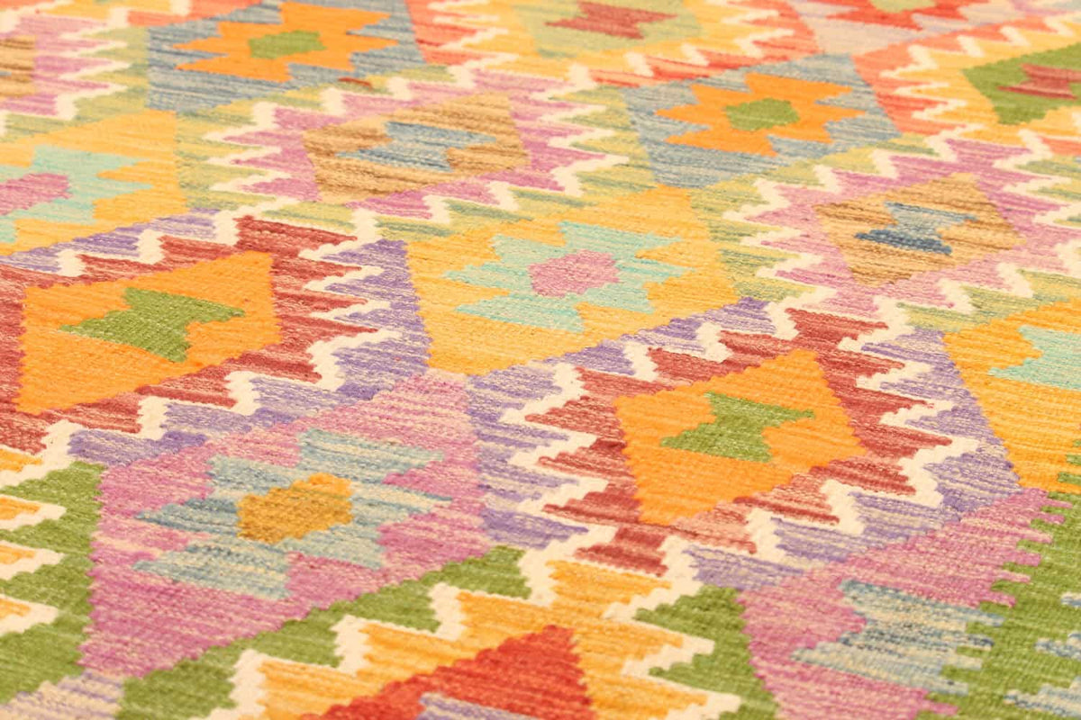 Colorful Small Diamond Kilim Rug, 292 × 203 cm — view 8