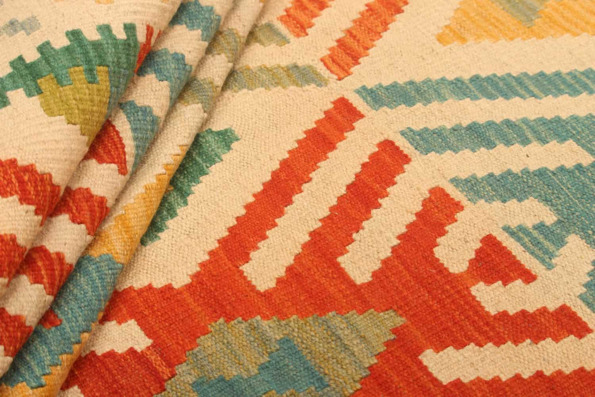 Cream and Green Diamond Kilim Rug, 294 × 206 cm — view 2