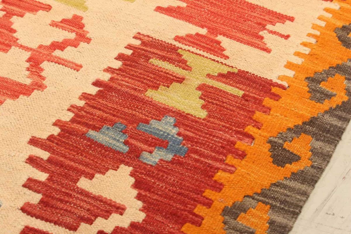 Red and Cream Medallion Kilim Rug, 295 × 204 cm — view 5