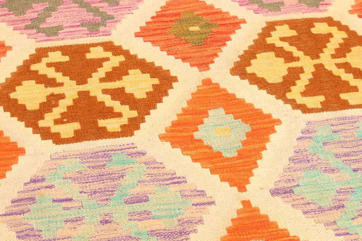 Colorful Hexagon Kilim Rug, 305 × 203 cm — view 8