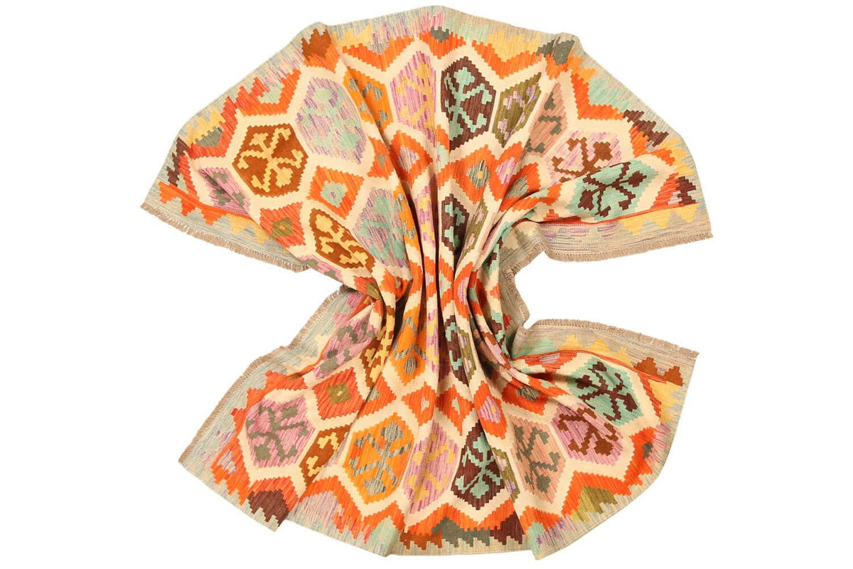 Colorful Hexagon Kilim Rug, 305 × 203 cm — view 10