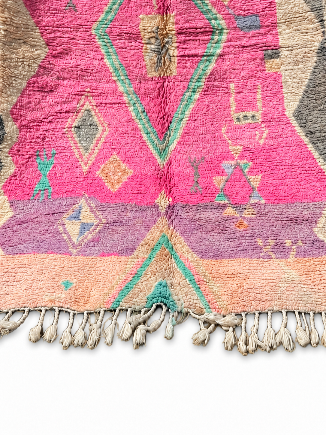 Edge detail of Pink Vintage Moroccan Rug with Large Green Diamond, 245 × 150 cm.