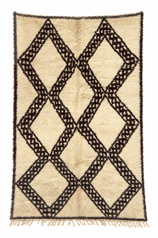 Beni Ourain Teppich Creme mit breiten schwarzen Rauten – 240 × 160 cm – Gesamtansicht