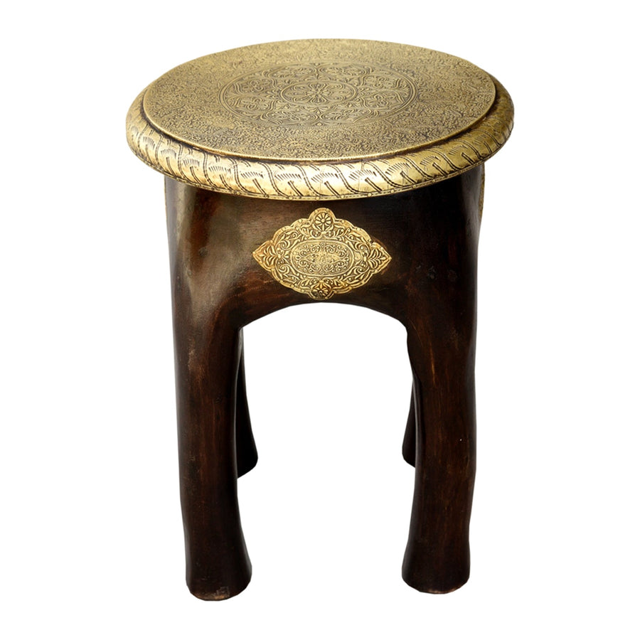 Runder Sitzhocker Dalia aus dunklem Mangoholz mit verziertem Messing