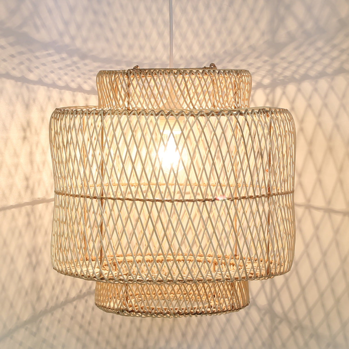 Livana Rattan-Pendelleuchte – Produktansicht 1