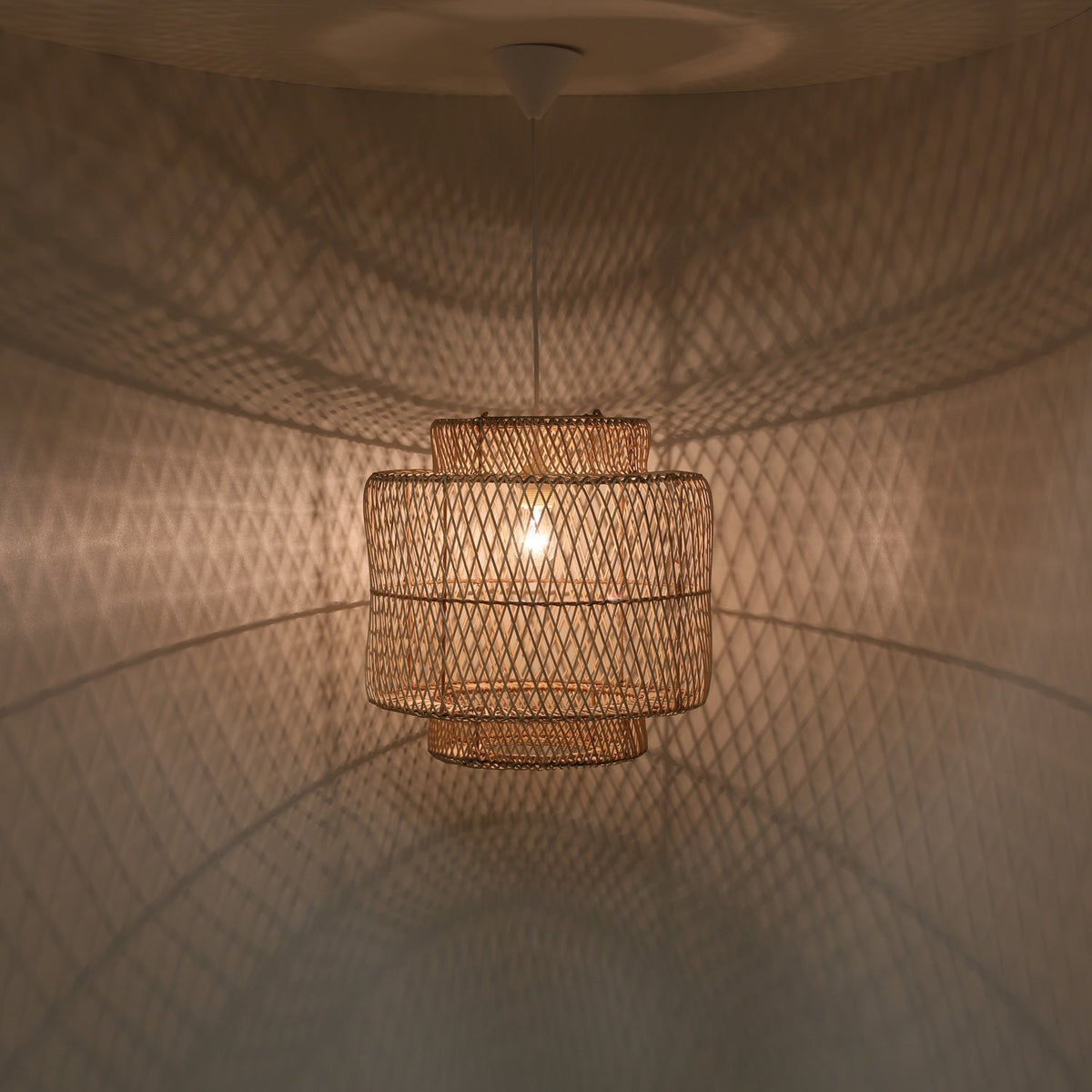 Livana Rattan-Pendelleuchte – Produktansicht 2