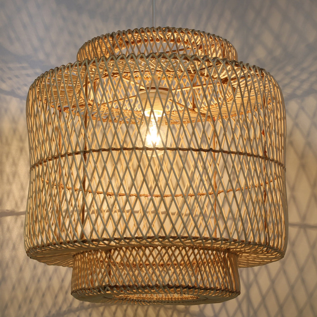 Livana Rattan-Pendelleuchte – Produktansicht 3