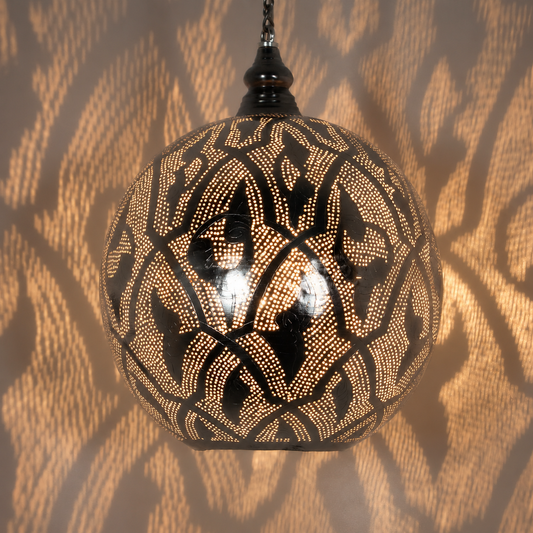 Ägyptische Messinglampe Nayla Ø 27 cm mit warmem Licht