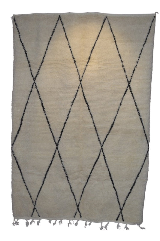 Beni-Ourain-Teppich Dina mit Rautenmuster, 290 × 200 cm – Cremebeige mit dunklen Rautenlinien