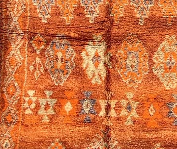 Vintage Berberteppich Orange mit hellen Motivbändern – 345 × 170 cm – Originaldetail 1