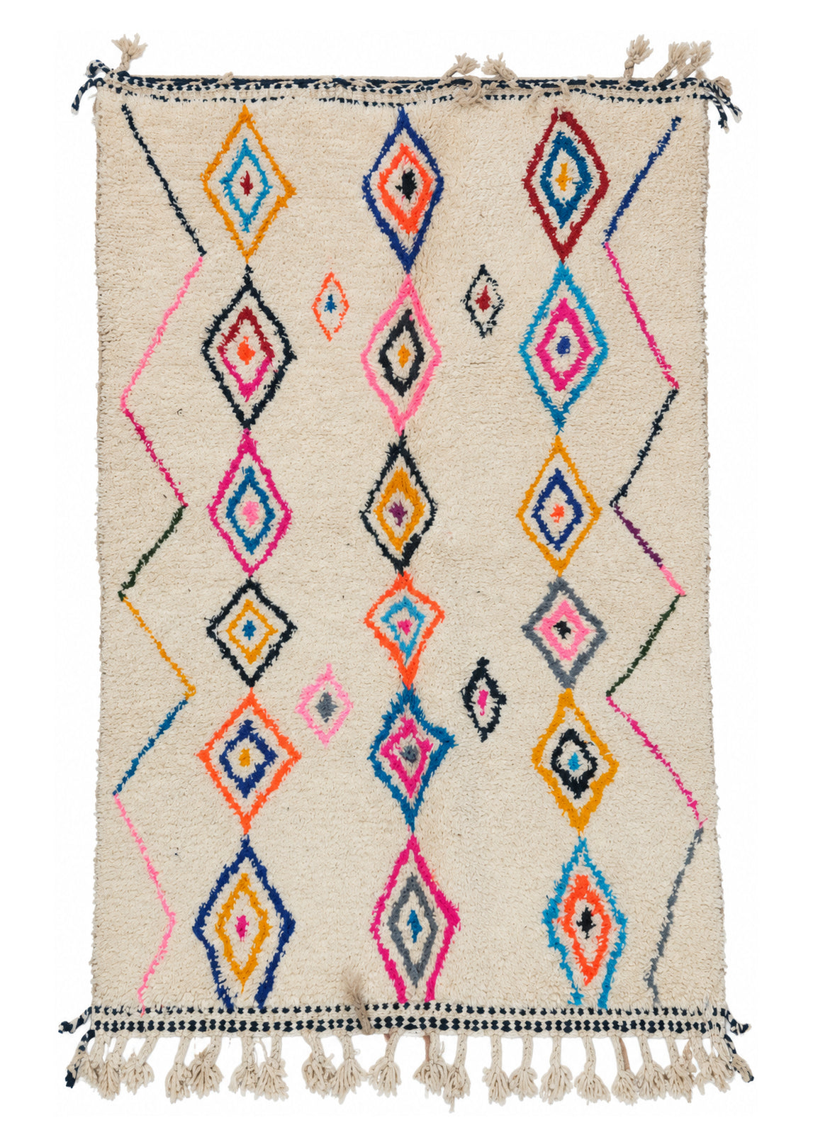 Beni Ourain Vintage Teppich Creme mit bunten Rauten · 260 × 158 cm · MF-018 – gerade Gesamtansicht auf weißem Hintergrund