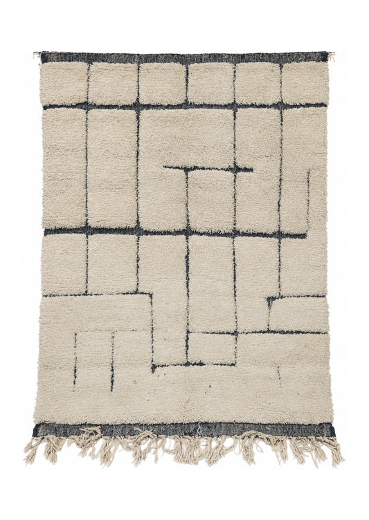 Beni Ourain Vintage Teppich Creme mit dunklen Linien und Abschlusskanten · 286 × 210 cm · MF-021 – gerade Gesamtansicht auf weißem Hintergrund