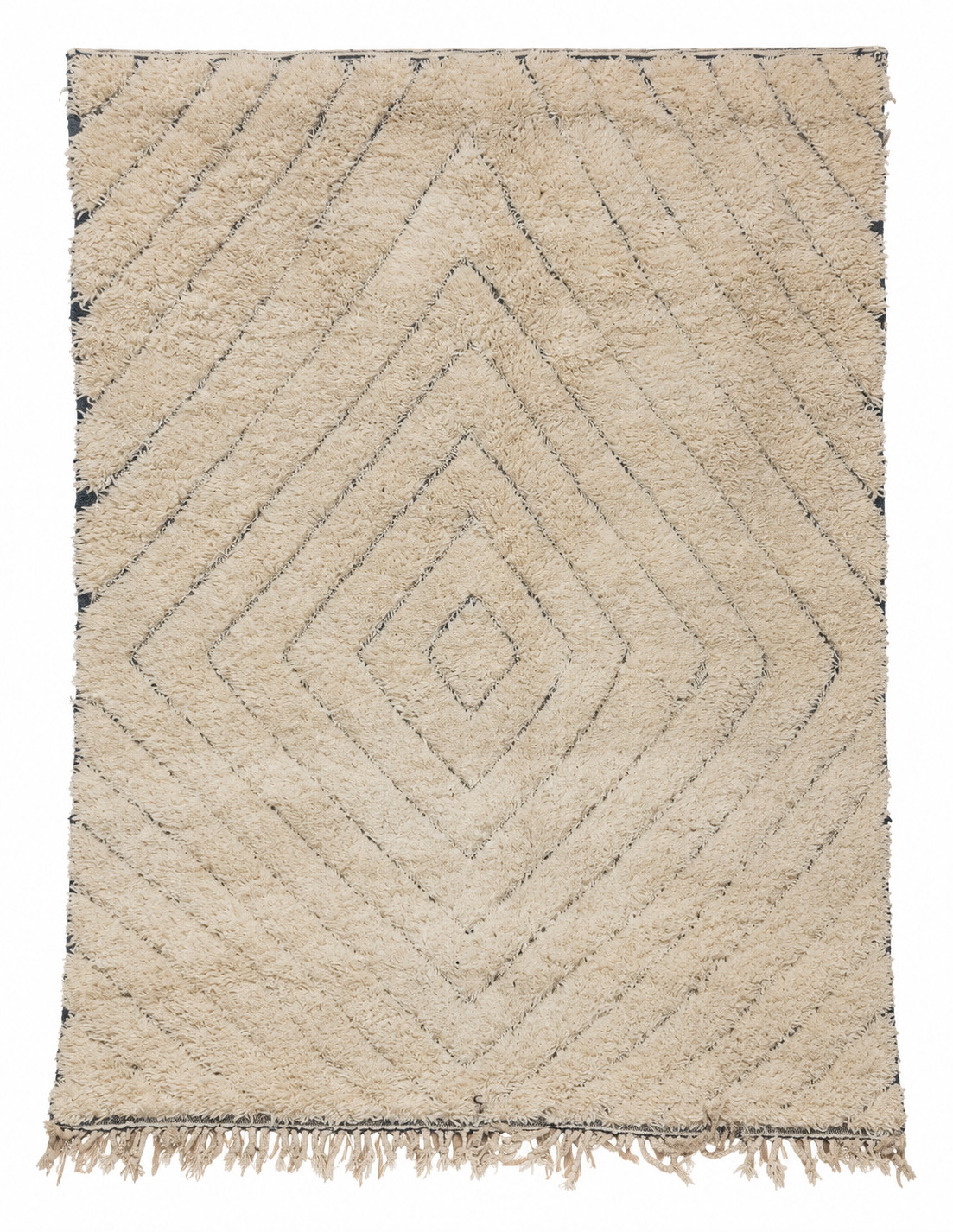 Beni Ourain Vintage Teppich Creme mit feinen diagonalen Rauten, 290 × 224 cm, MF-041 – Gesamtansicht auf weißem Hintergrund
