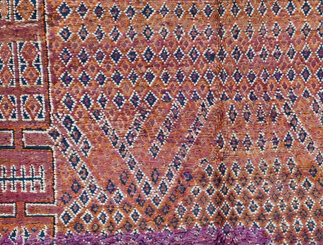 Vintage Berberteppich Ocker-Lila mit feinem Rautennetz, 255 × 177 cm, MF-051 – Detailausschnitt der Oberfläche