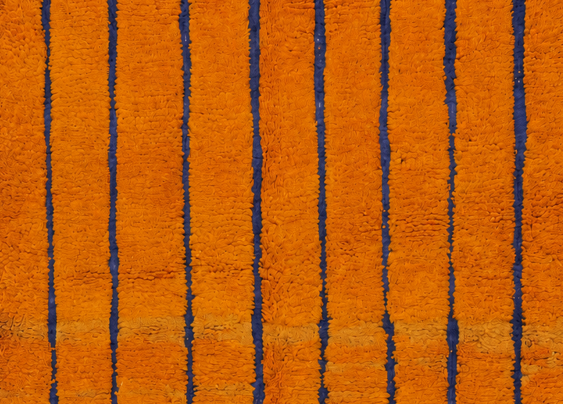 Beni Ourain Vintage Teppich Orange mit dunkelblauen Längsstreifen, 304 × 190 cm, MF-024 – Detailausschnitt des Musters