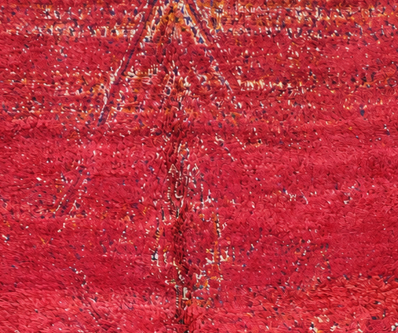 Vintage Berberteppich Rot mit dezenten Rauten, 320 × 210 cm, MF-050 – Detailausschnitt des Musters