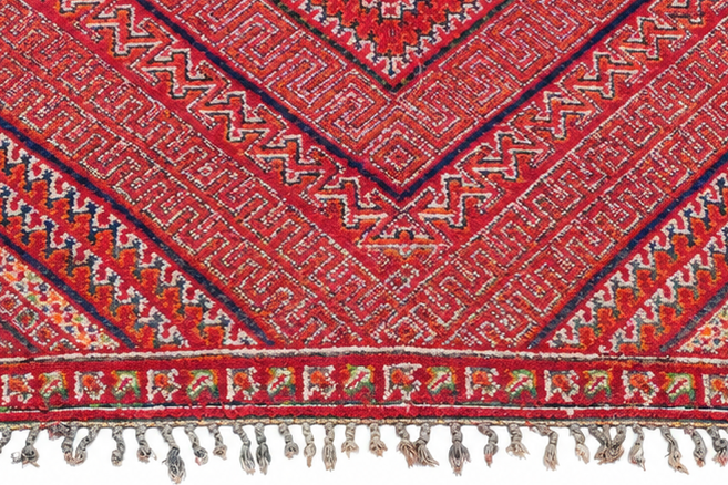 Fringe and edge detail of Red Vintage Moroccan Rug with Nested Diamonds, 320 × 250 cm.