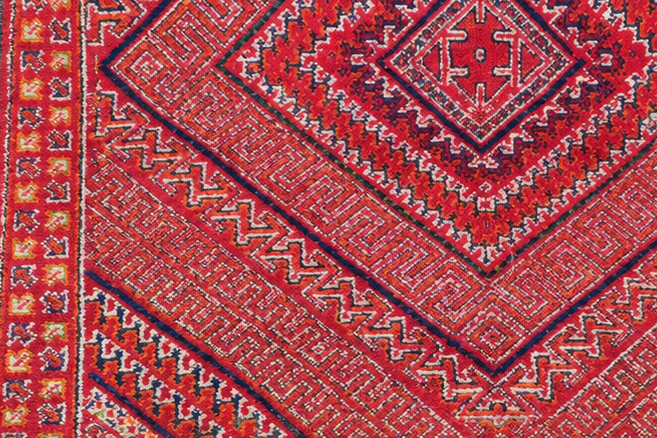 Detail of Red Vintage Moroccan Rug with Nested Diamonds, 320 × 250 cm.