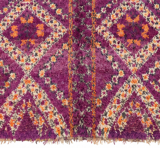 Fringe and edge detail of Purple Vintage Moroccan Rug with Large Light Diamonds, 336 × 198 cm.