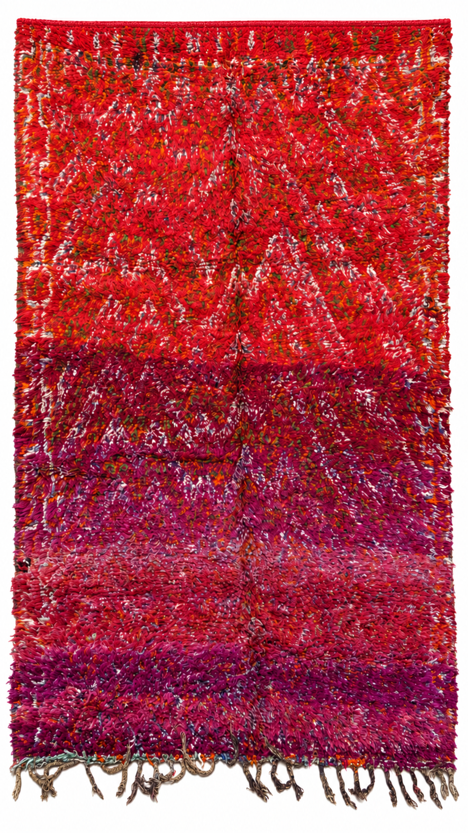 Vintage Teppich Rot Violett mit kräftigem Farbverlauf – 310 × 185 cm – flache Gesamtansicht auf Weiß.
