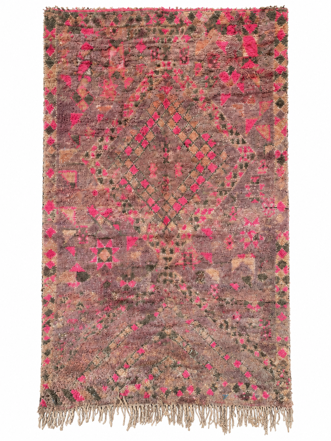 Vintage Teppich in Grau und Pink mit verblassten Motiven aus Marokko, 316 × 190 cm, Gesamtansicht vor weißem Hintergrund.