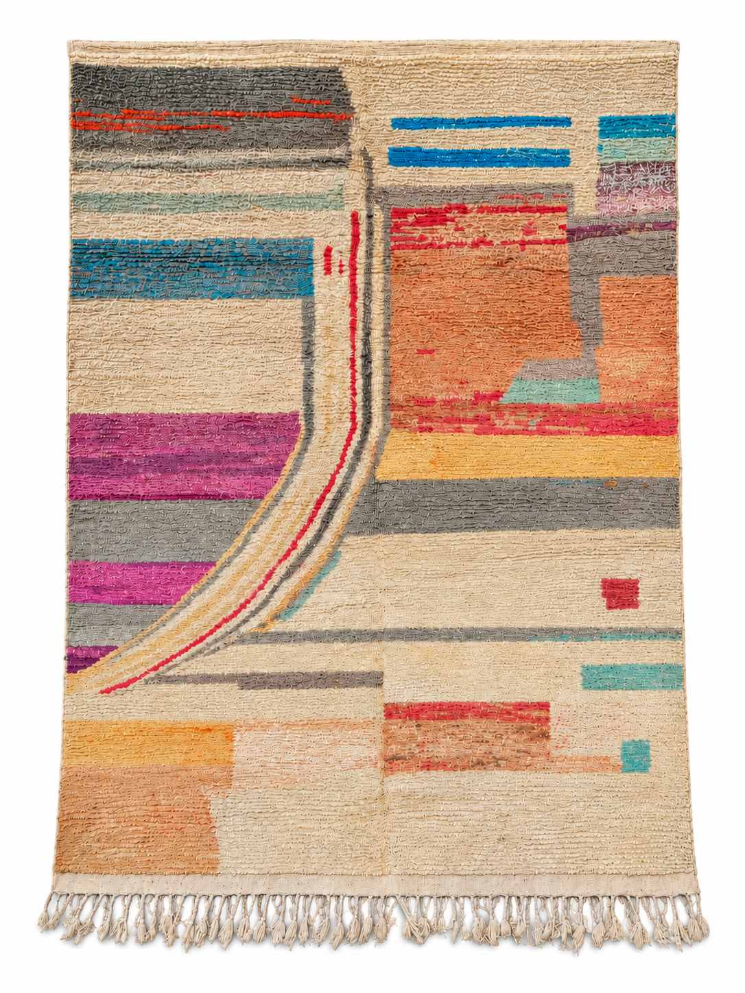 Vintage Teppich mit farbigen Streifen und offenen Linien aus Marokko, 340 × 250 cm, Gesamtansicht vor weißem Hintergrund.