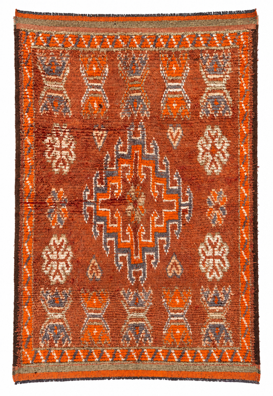 Vintage Teppich Rostorange mit markantem Symbolmotiv – 240 × 165 cm – freigestellte Gesamtansicht anhand des Originalfotos.