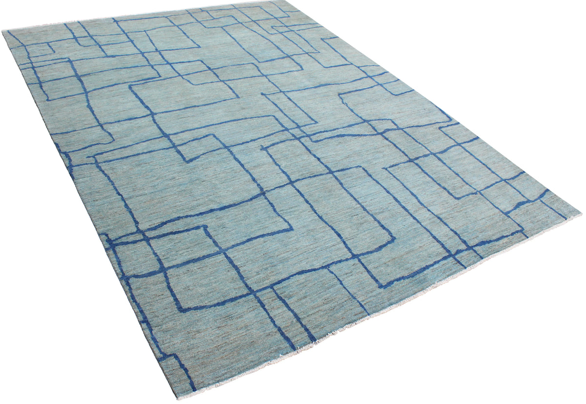 Hellblauer Orientteppich mit grafischen Linien, 322 × 245 cm – Produktansicht 3